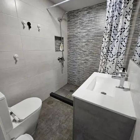 Angelmoon Modern & Sea Views Apartment *