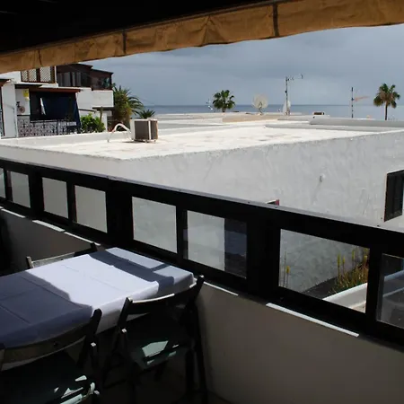 Angelmoon Modern & Sea Views Apartment *